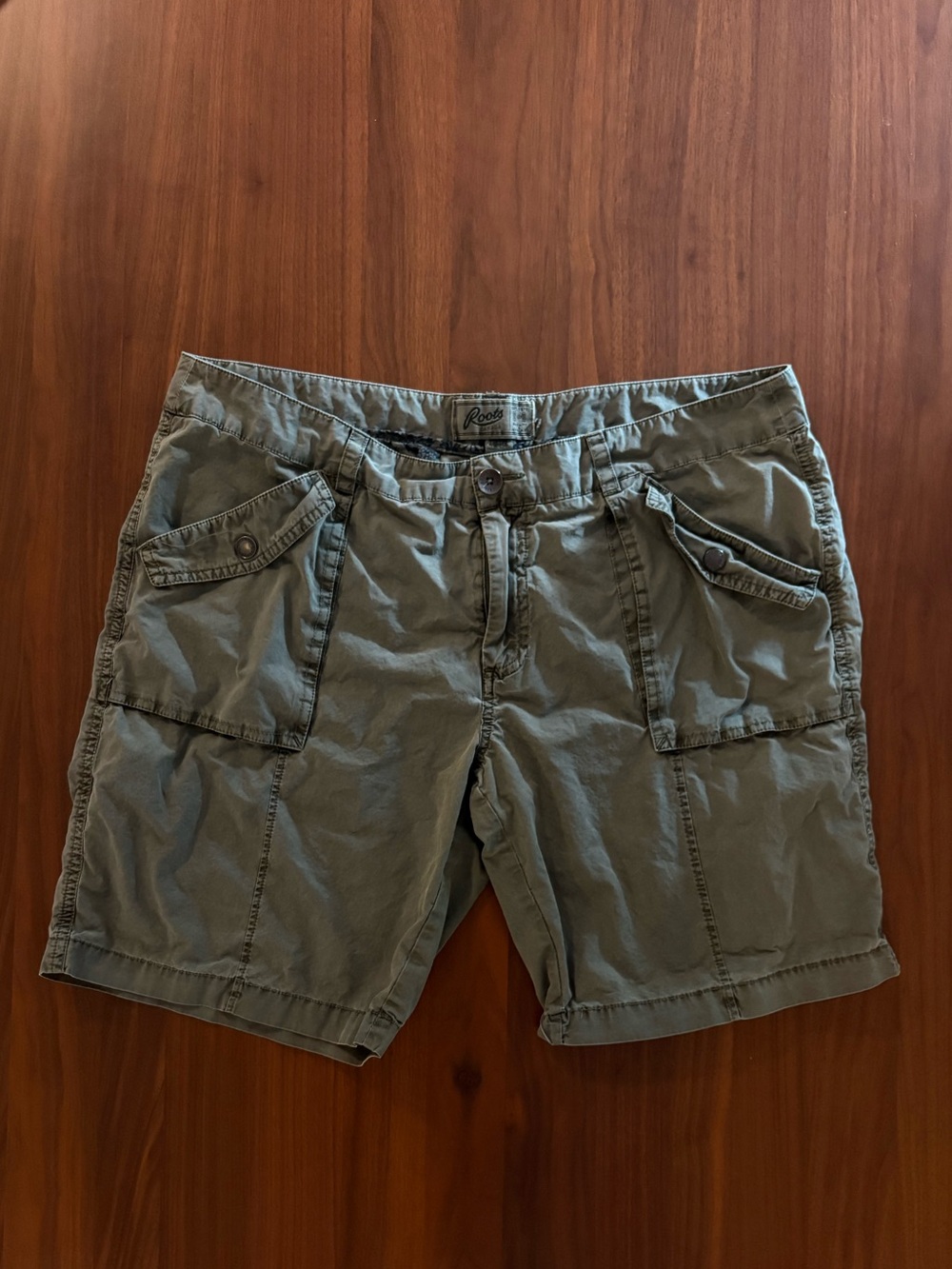 Vintage Roots Olive Utility Cargo Shorts | Women’s Size 14